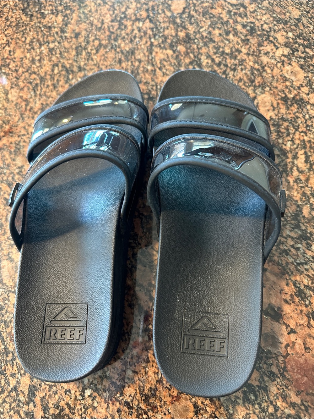 Reef Vista Hi-Energy Slides EUC Sz 8 - Picture 3 of 3